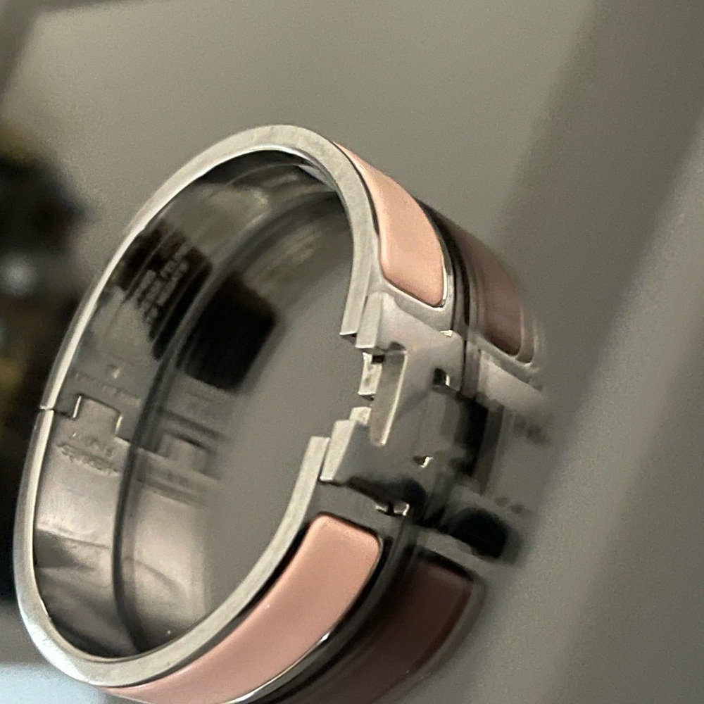 Hermes Bangle Enamel Baby Pink Bracele Click Crack H Logo Ladies' 6.5 wrist